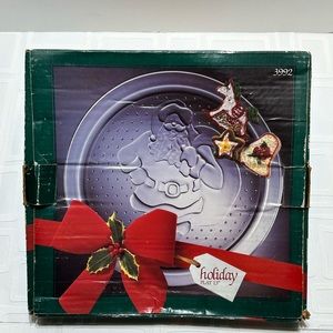 Christmas Santa Platter Indiana Glass 13" Round 3992
